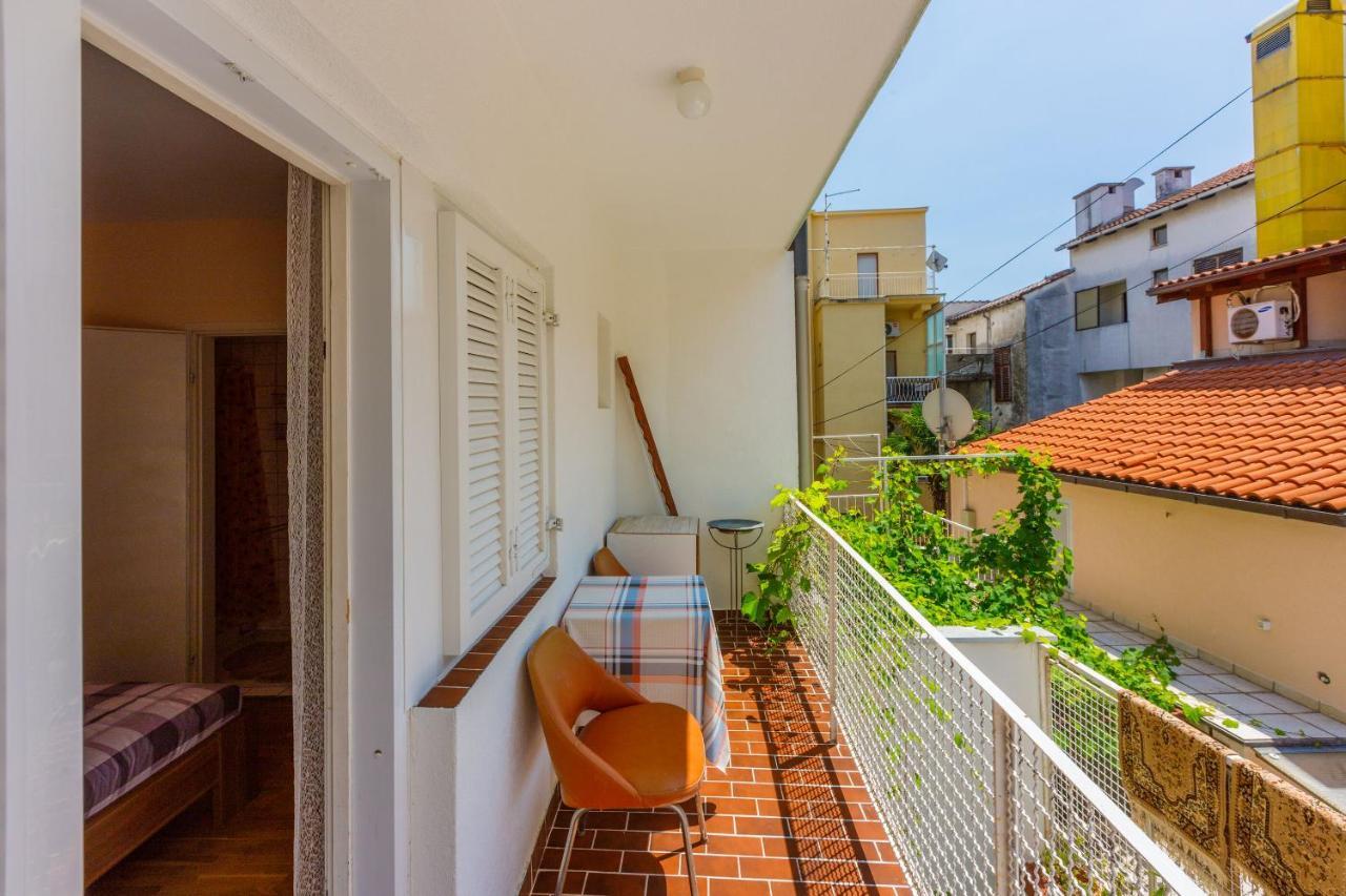 Apartments And Room Art Crikvenica Exterior foto